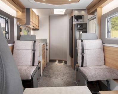 Adamo 69 4 flexi lounge featuring twin Aguti convertible travelling seats 3